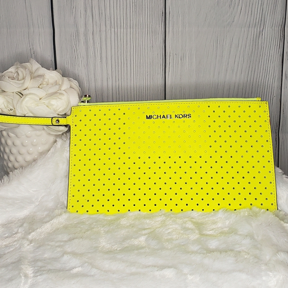 Michael Kors JET SET Travel Perforated Clutch
